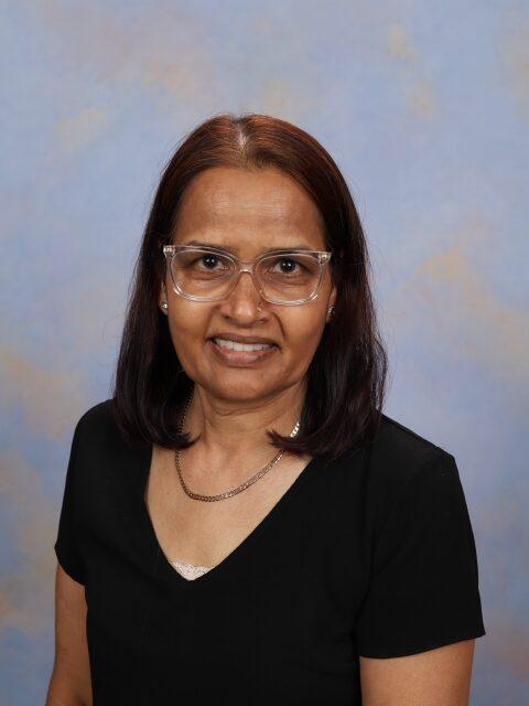  Shareen Sami